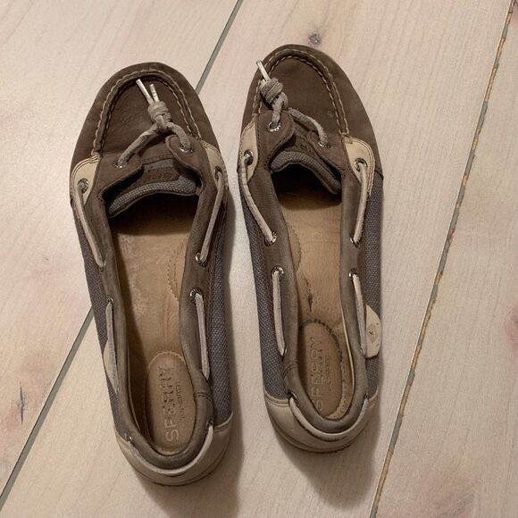 womens Sperry boat shoes 9 tan grey slip on - Picture 1 of 6